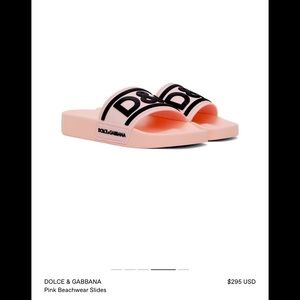 Authentic comes with a box and authentic card